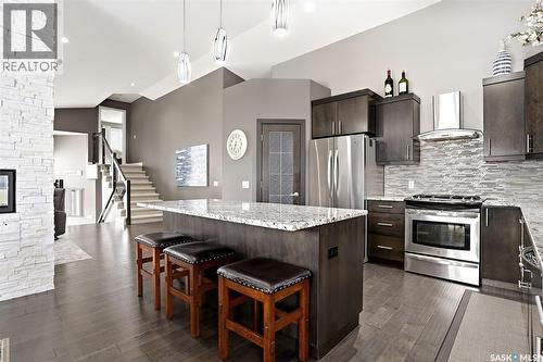 2539 Linner Way, Regina, SK - Indoor Photo Showing Kitchen With Stainless Steel Kitchen With Upgraded Kitchen