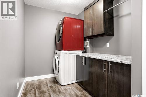2539 Linner Way, Regina, SK - Indoor Photo Showing Laundry Room