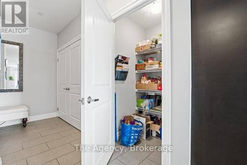 901 - 160 Macdonell Street, Guelph (Downtown), ON - Indoor Photo Showing Other Room