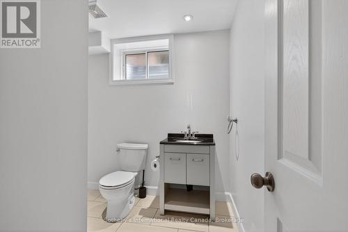 Basement Bathroom - 19 Garbutt Crescent, Collingwood, ON - Indoor Photo Showing Bathroom