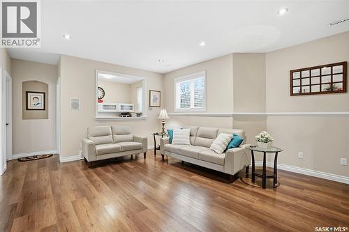 139 Pulles Crescent, Saskatoon, SK - Indoor Photo Showing Living Room