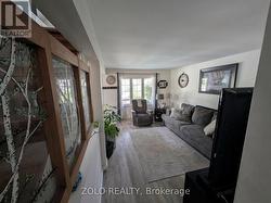 369 Athol S E Living Room - 