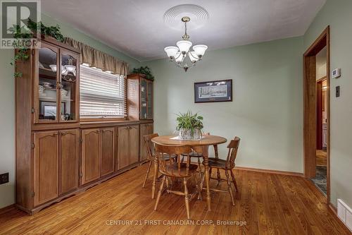 12 Rosemount Crescent, St. Thomas, ON - Indoor Photo Showing Dining Room