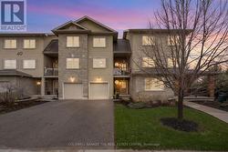 7 - 49 FERNDALE DRIVE S Barrie, ON L4N 5W9