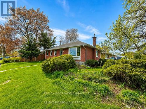 625 CLARKE AVENUE  Ottawa, ON K1K 0Y6