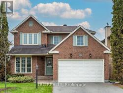 14 HYANNIS AVENUE Ottawa, ON K2J 2W8