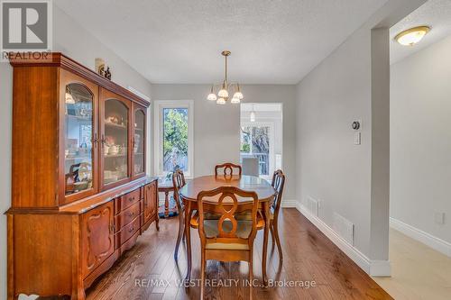 5349 Bullrush Drive, Mississauga, ON - Indoor Photo Showing Dining Room