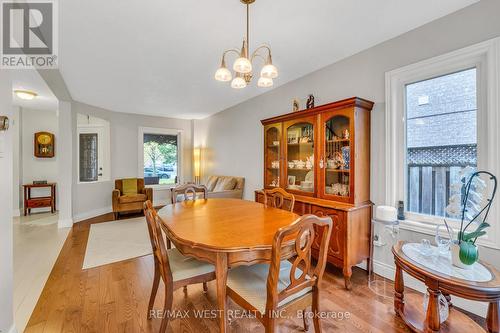 5349 Bullrush Drive, Mississauga, ON - Indoor Photo Showing Dining Room