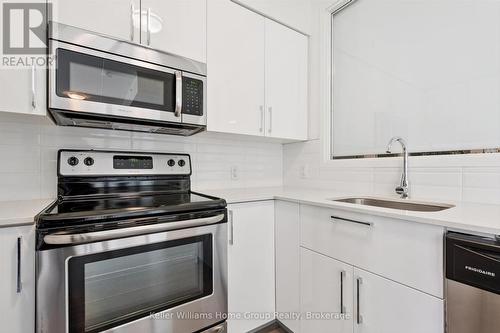406 - 1219 Gordon Street, Guelph (Kortright West), ON - Indoor Photo Showing Kitchen With Stainless Steel Kitchen With Upgraded Kitchen