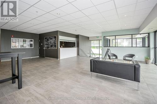 406 - 1219 Gordon Street, Guelph (Kortright West), ON - Indoor Photo Showing Other Room