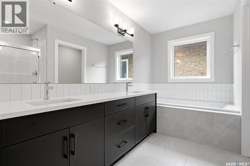 3172 Favel Drive, Regina, SK - Indoor Photo Showing Bathroom
