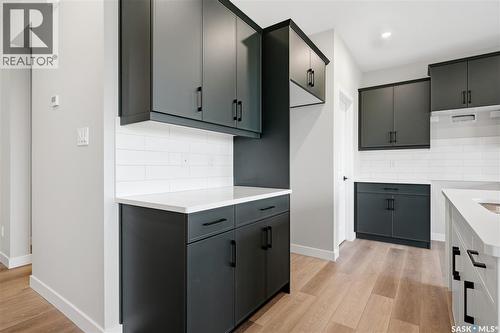 3172 Favel Drive, Regina, SK - Indoor Photo Showing Kitchen