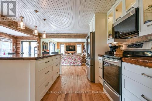 View from Entry through to Living Room - 465 Ridge Road E, Oro-Medonte, ON - Indoor Photo Showing Kitchen