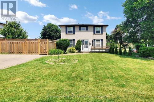4 FLAMINGO CRESCENT  Brampton, ON L6T 2G5