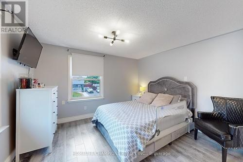 4 Flamingo Crescent, Brampton, ON - Indoor Photo Showing Bedroom