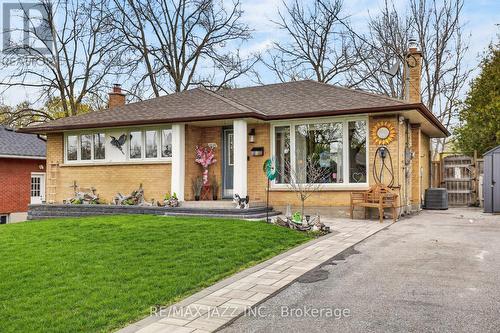 1206 BELVEDERE AVENUE  Oshawa (Donevan), ON L1H 1T3