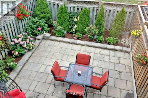 14 Piazza Crescent, Vaughan, ON - Outdoor