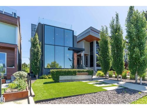 9509 99B St Nw, Edmonton, AB - Outdoor