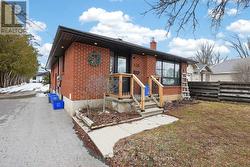 \" UNIT A\" - 120 PUGET STREET Barrie, ON L4M 4N5