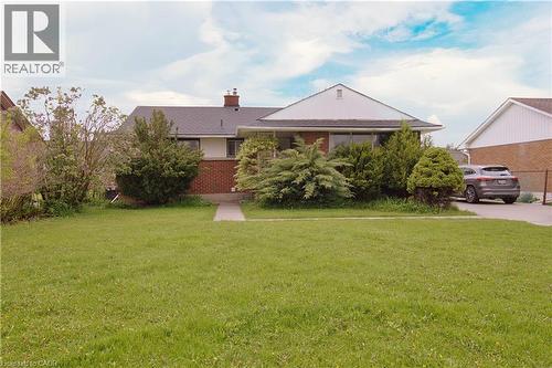 51 GLENGARRY Road  St. Catharines, ON L2T 2V4