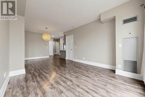314B - 21 Upper Duke Crescent, Markham, ON - Indoor Photo Showing Other Room