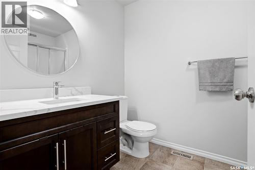 157 4100 Sandhill Crescent, Regina, SK - Indoor Photo Showing Bathroom