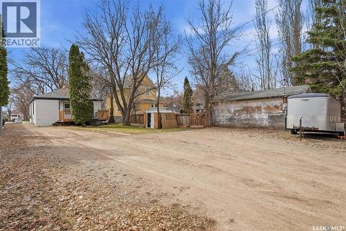1117 15Th Street E, Saskatoon, SK - Outdoor