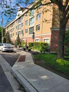 203 - 211 RANDOLPH ROAD Toronto, ON M4G 4H1
