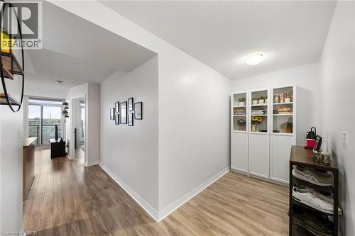 1940 Ironstone Drive Unit# 808, Burlington, ON - Indoor Photo Showing Other Room
