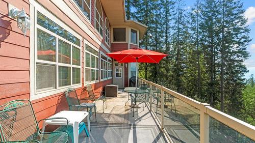 7666 Lichen Road, Anglemont, BC - Outdoor With Exterior