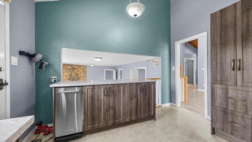 4015 15 Crescent, Vernon, BC - Indoor