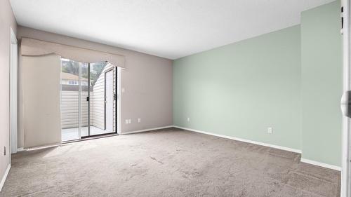 4015 15 Crescent, Vernon, BC - Indoor Photo Showing Other Room