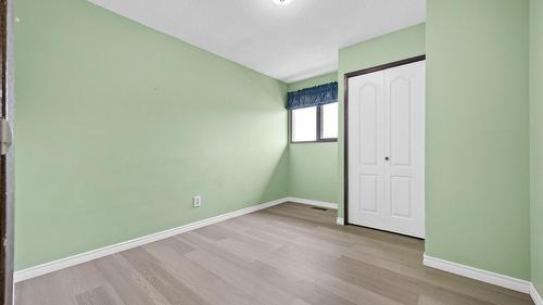 4015 15 Crescent, Vernon, BC - Indoor Photo Showing Other Room