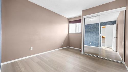 4015 15 Crescent, Vernon, BC - Indoor Photo Showing Other Room