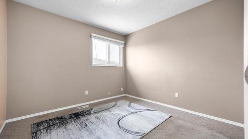 4015 15 Crescent, Vernon, BC - Indoor Photo Showing Other Room