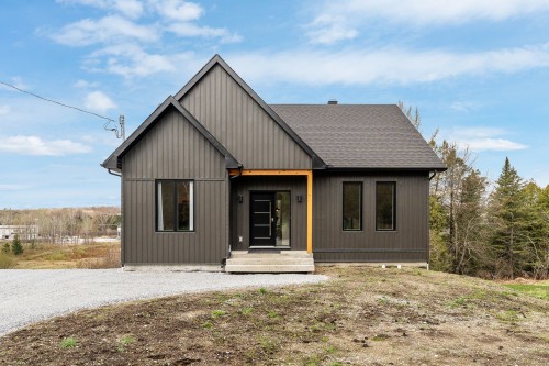 Façade - 39 Ch. Des Érables, Stukely-Sud, QC - Outdoor