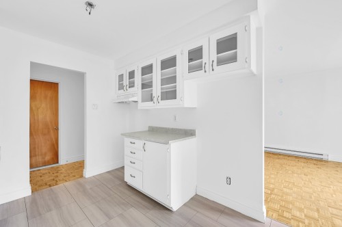 Kitchen - 369  - 370 Rue Desjardins N., Granby, QC - Indoor Photo Showing Other Room