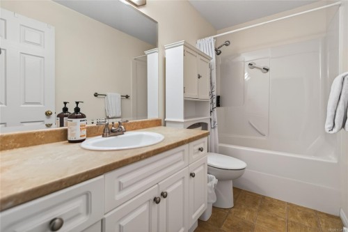 18-2197 Murrelet Dr, Comox, BC 