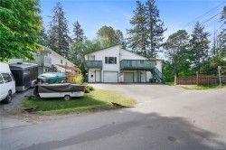 379 Kislingbury Lane View Royal, BC V9B 5R2