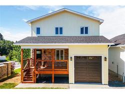 6 Briar Brook PL  Fredericton, NB E3A 3N1