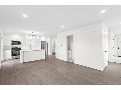 6 Briar Brook Pl, Fredericton, NB 