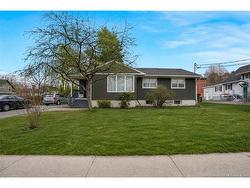 532 Central CRT  Fredericton, NB E3B 3N2