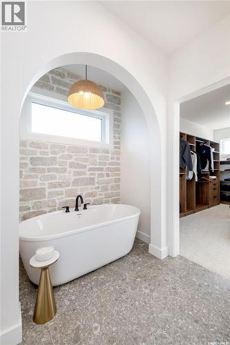 114 Cockcroft Manor, Saskatoon, SK - Indoor Photo Showing Bathroom