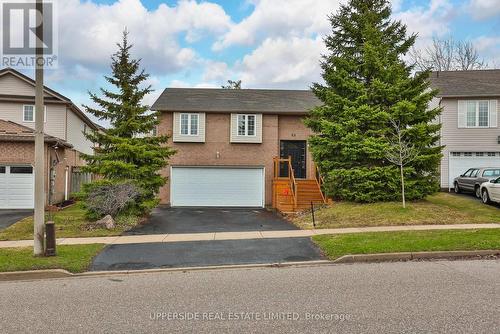 69 ABBEYWOOD CRESCENT  Guelph, ON N1K 1V3
