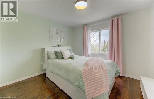 580 Canso Place, Waterloo, ON - Indoor Photo Showing Bedroom