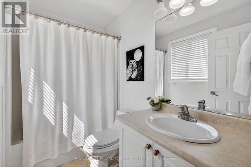 787 Rushbrook Crescent, London South (South K), ON - Indoor Photo Showing Bathroom