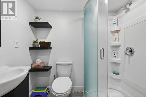 787 Rushbrook Crescent, London South (South K), ON - Indoor Photo Showing Bathroom