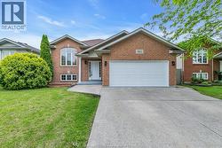 965 BANWELL Windsor, ON N8P 1J3