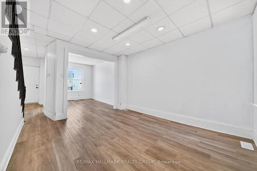 423 Arlington Avenue, Ottawa, ON - Indoor Photo Showing Other Room