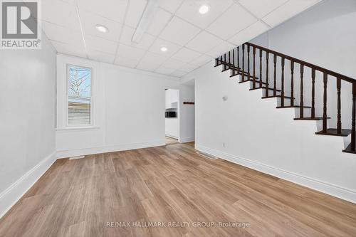423 Arlington Avenue, Ottawa, ON - Indoor Photo Showing Other Room